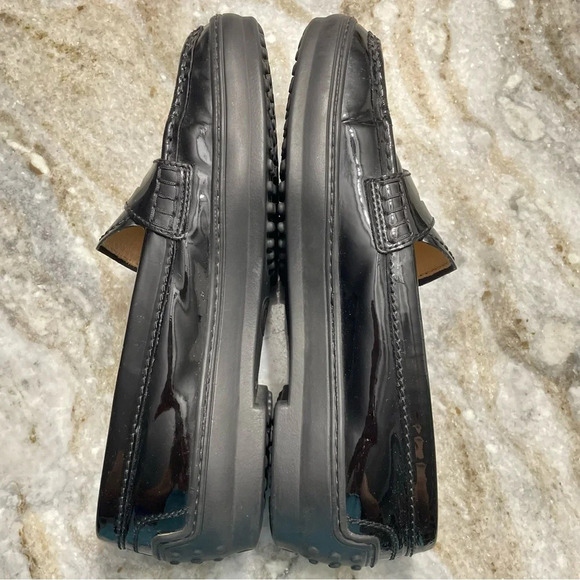 Tod’s Made In Italy Women’s Size 9.5 Patent Leather Penny Driving Loafers Flats - Picture 7 of 13